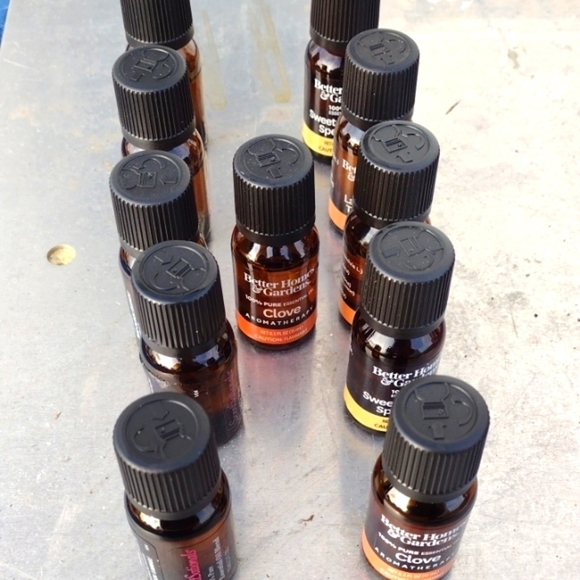 Better Homes & Gardens Essential Oils Set - Picture 1 of 3